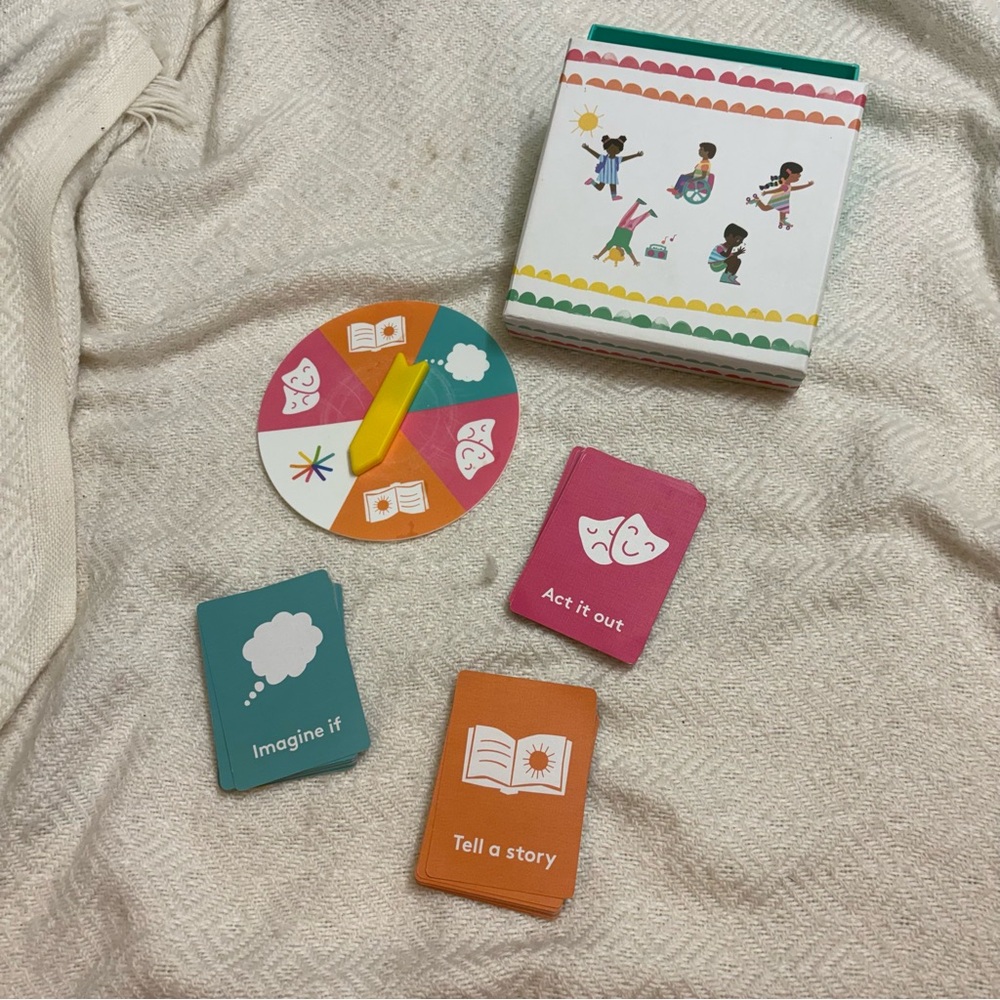 LoveveryShow, Tell & Think Game